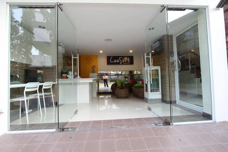 Hotel Leesort @ Onnuch à Bangkok Extérieur photo