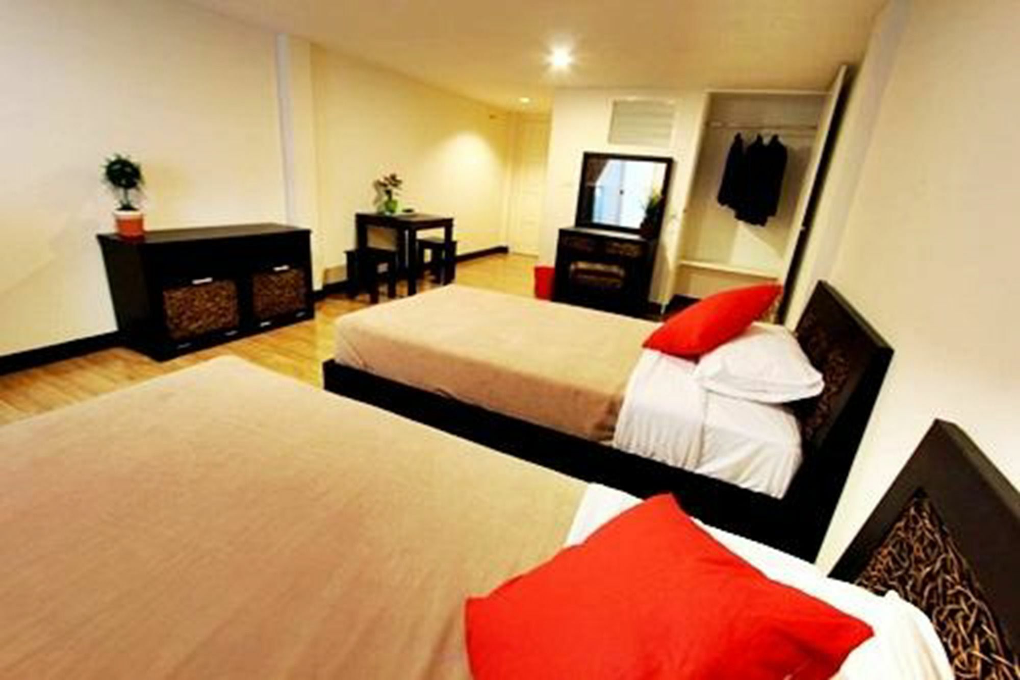 Hotel Leesort @ Onnuch à Bangkok Extérieur photo