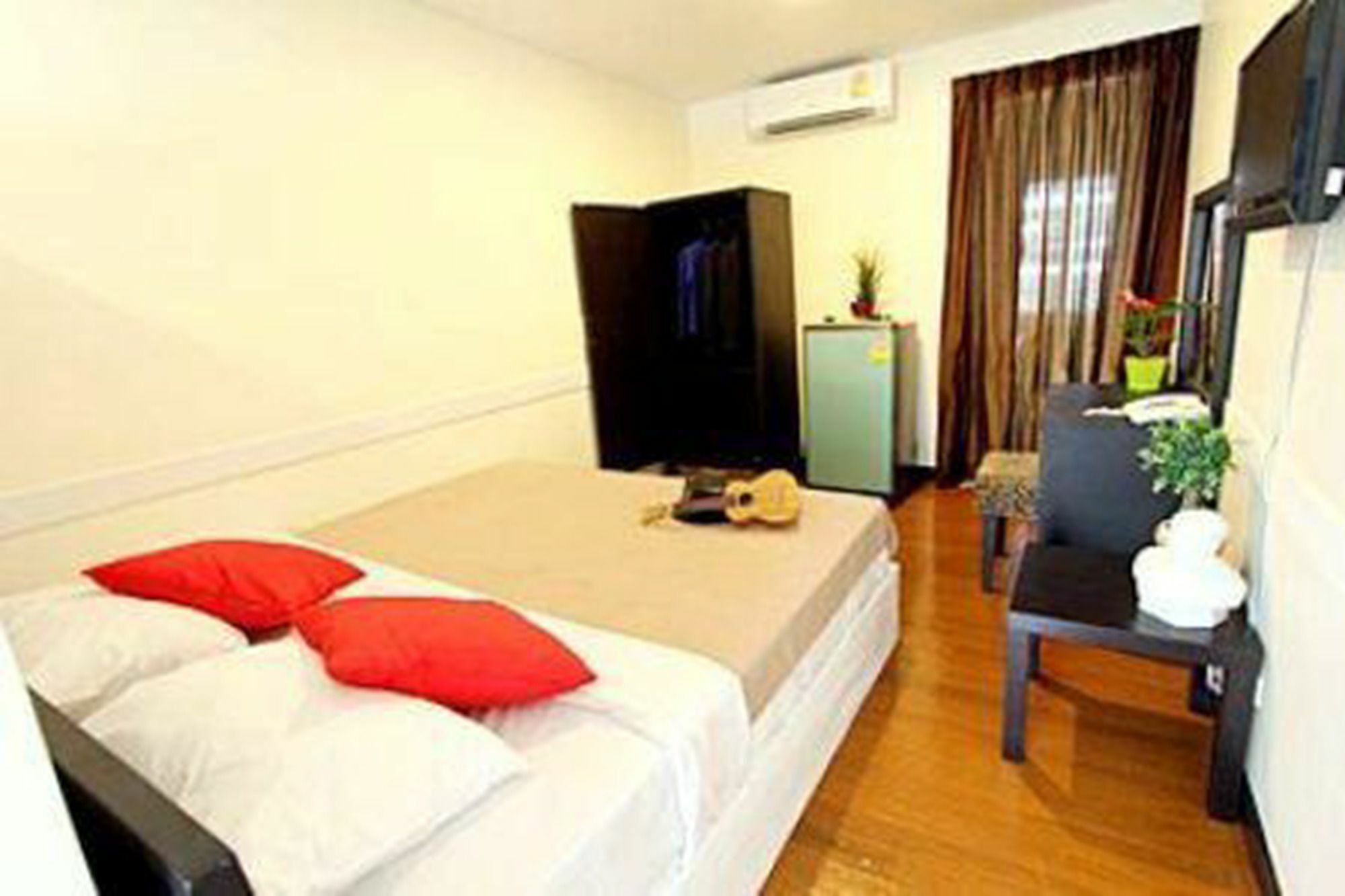 Hotel Leesort @ Onnuch à Bangkok Extérieur photo